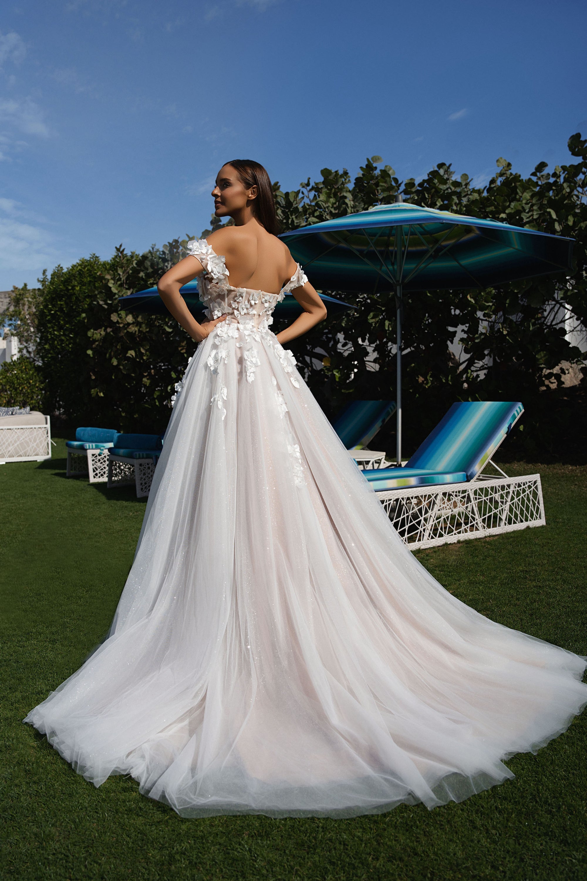 25301 YAMINA